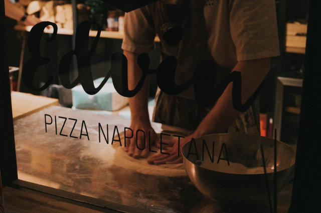 Edvin Pizza Napoletana